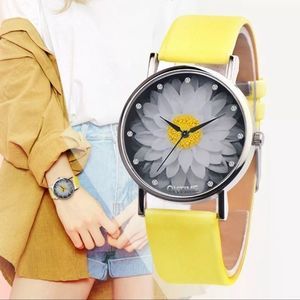 🌼⌚️ NEW Women’s Fashion Watch Flower Casual Yellow